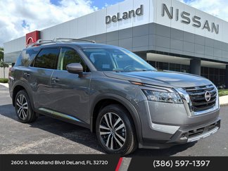 New 2025 Nissan Pathfinder Platinum image 1