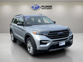 Used 2022 Ford Explorer XLT w/ Equipment Group 202A image 1