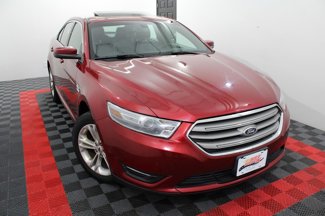 Used 2013 Ford Taurus SEL image 1