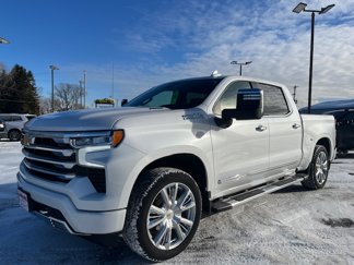 Used 2024 Chevrolet Silverado 1500 High Country w/ Technology Package image 1