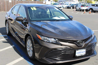 Used 2018 Toyota Camry LE image 1