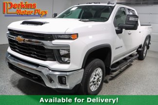 Used 2024 Chevrolet Silverado 2500 LT w/ Convenience Package image 1