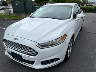 Used 2016 Ford Fusion SE w/ Equipment Group 201A image 1