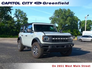 Used 2022 Ford Bronco Black Diamond image 1