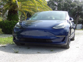Used 2020 Tesla Model 3 Standard Range Plus image 1