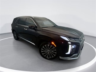 Used 2023 Hyundai Palisade Calligraphy image 1