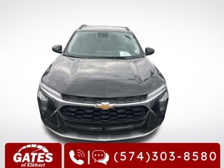 Used 2024 Chevrolet Trax LT image 1