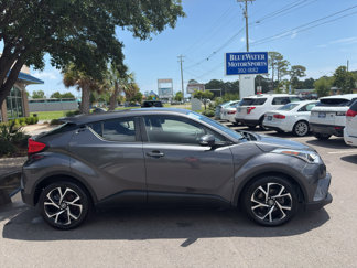Used 2018 Toyota C-HR XLE image 1