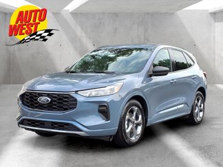 Used 2024 Ford Escape ST-Line image 1