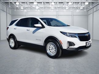 Used 2023 Chevrolet Equinox LT image 1