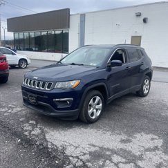 Used 2018 Jeep Compass Latitude w/ Cold Weather Group image 1