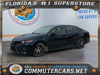 Used 2021 Toyota Camry SE image 1