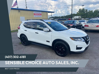 Used 2017 Nissan Rogue SV image 1