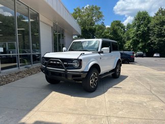 Used 2023 Ford Bronco Outer Banks image 1