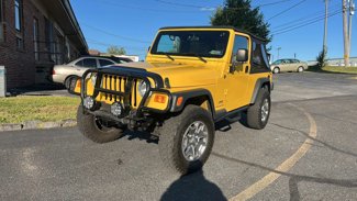 Used 2004 Jeep Wrangler 4WD video 1