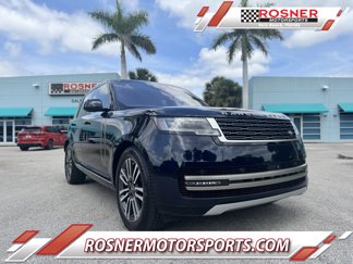 Used 2023 Land Rover Range Rover SE image 1