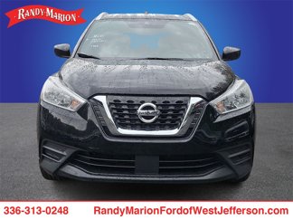 Used 2020 Nissan Kicks SV video 2