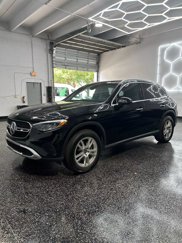 Used 2024 Mercedes-Benz GLC 300 image 1