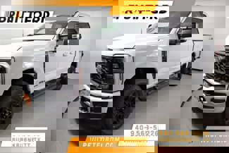 New 2025 Ford F250 4x4 Crew Cab Super Duty image 1