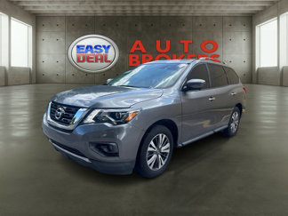 Used 2020 Nissan Pathfinder SL image 1