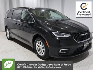 Certified 2023 Chrysler Pacifica Touring-L image 1