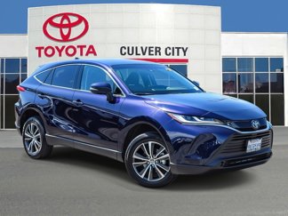 Used 2024 Toyota Venza LE image 1