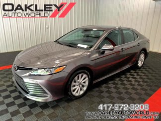 Used 2022 Toyota Camry LE image 1