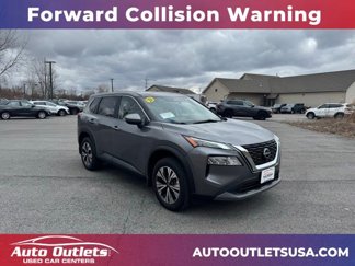Used 2023 Nissan Rogue SV image 1