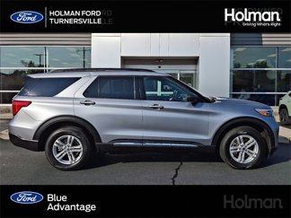 Certified 2023 Ford Explorer XLT image 1