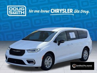 Certified 2025 Chrysler Pacifica Select image 1