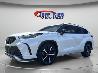 Used 2022 Toyota Highlander XSE image 1