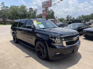 Used 2018 Chevrolet Suburban LT image 1