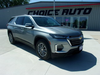 Used 2023 Chevrolet Traverse LT image 1