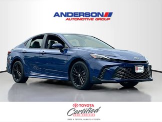 Certified 2025 Toyota Camry LE image 1