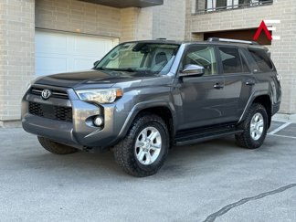 Used 2020 Toyota 4Runner SR5 image 1