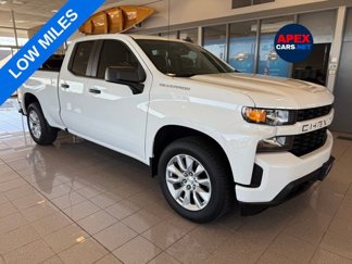 Used 2021 Chevrolet Silverado 1500 Custom image 1