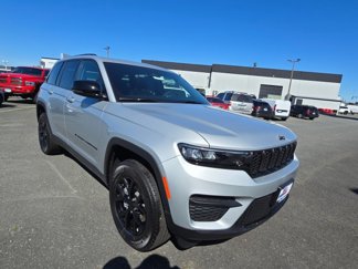 New 2025 Jeep Grand Cherokee Altitude image 1