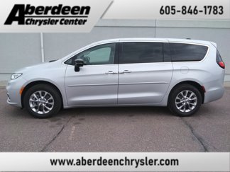 Used 2024 Chrysler Pacifica Touring-L image 1