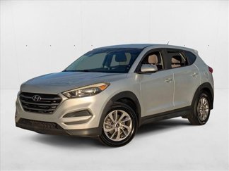 Used 2018 Hyundai Tucson SE video 1