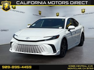 Used 2025 Toyota Camry XSE image 1