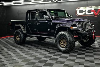 New 2025 Jeep Gladiator Sport image 1