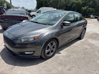 Used 2018 Ford Focus SE w/ SE Appearance Package image 1