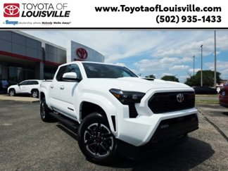 Certified 2025 Toyota Tacoma TRD Sport image 1