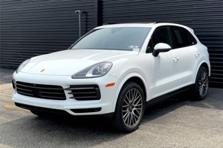 Certified 2023 Porsche Cayenne image 1