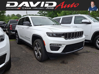 Used 2023 Jeep Grand Cherokee Limited image 1