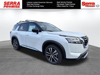 New 2025 Nissan Pathfinder Platinum image 1