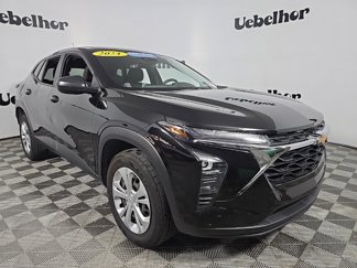 Certified 2024 Chevrolet Trax LS image 1