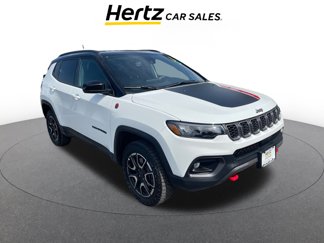 Used 2025 Jeep Compass Trailhawk video 1