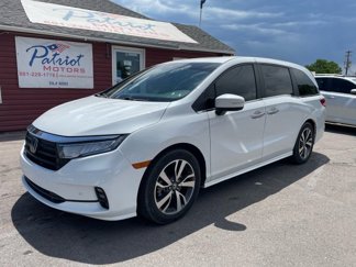 Used 2023 Honda Odyssey Touring image 1