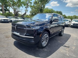 New 2025 Lincoln Navigator Reserve image 1